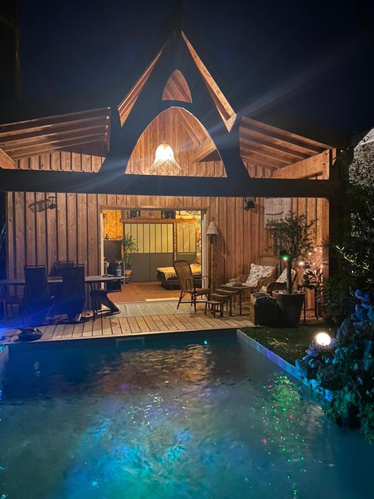Chalet Atypique Vue Piscine Chauffee Gujan-Mestras Εξωτερικό φωτογραφία